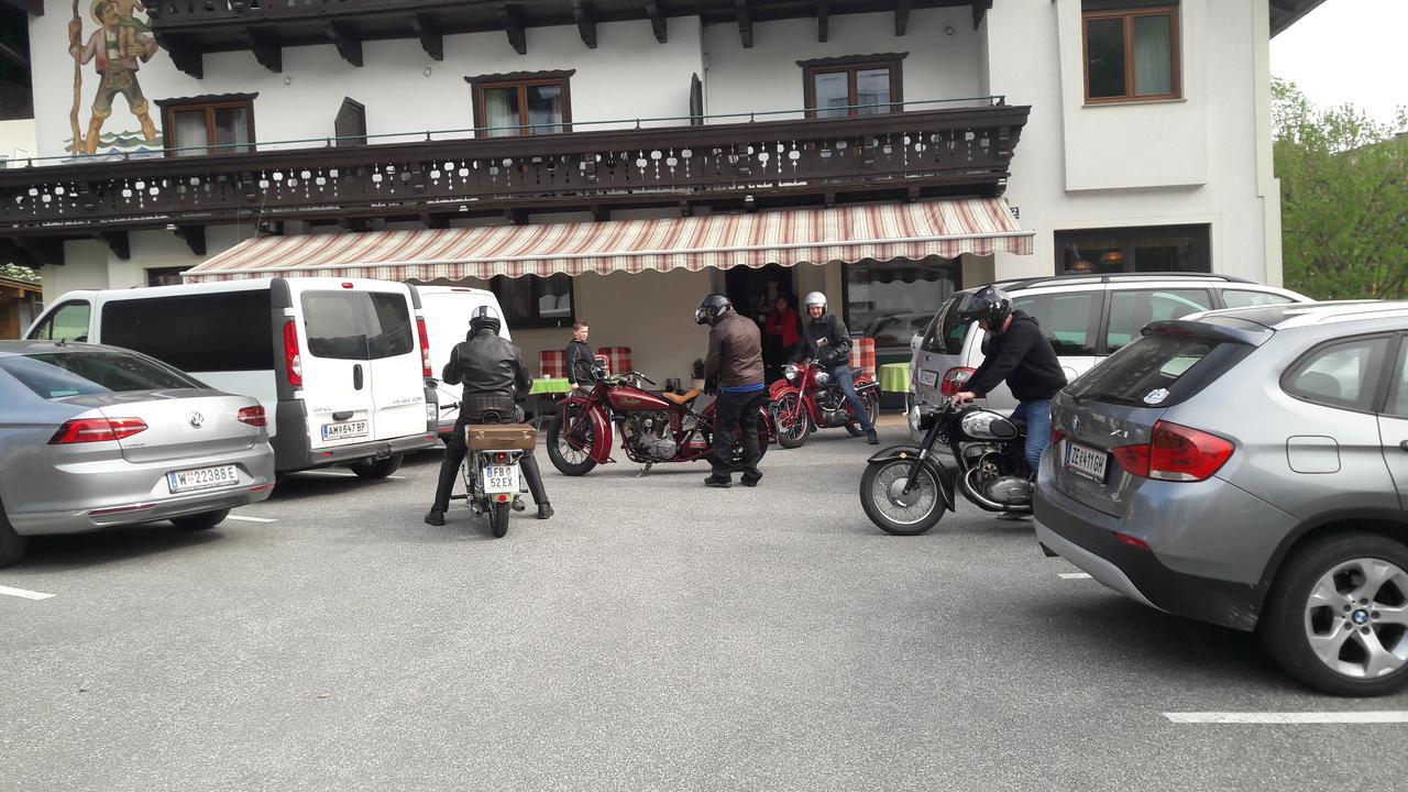 Pension Alpenrose 滨湖采尔 外观 照片